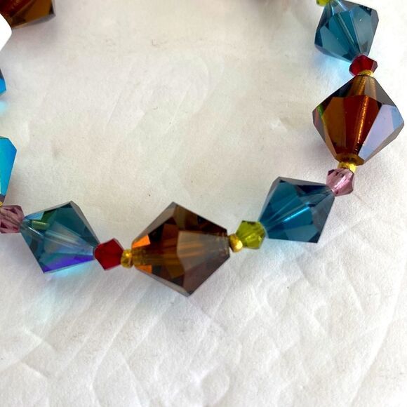 Dabby reid multi color chunky crystal gold color clasp extender length 8 inches - Picture 2 of 3